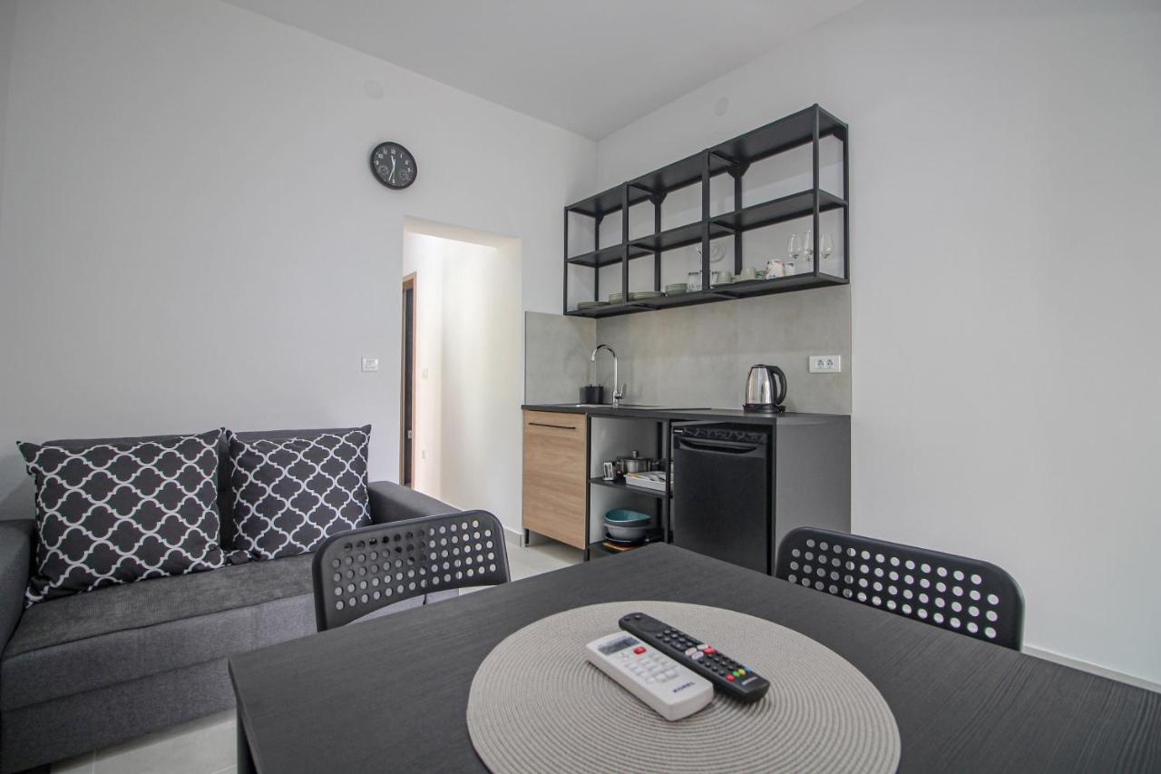 Apartman Toni Rogoznica  Ngoại thất bức ảnh